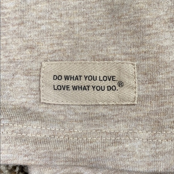 Life is good tee shirt - Picture 3 of 3